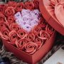 boite en forme de cœur avec rose rouge éternelle