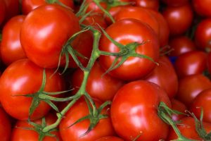 tomates fraiches en grappe