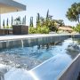 Piscine en acier : une solution durable pour un jardin stylé //